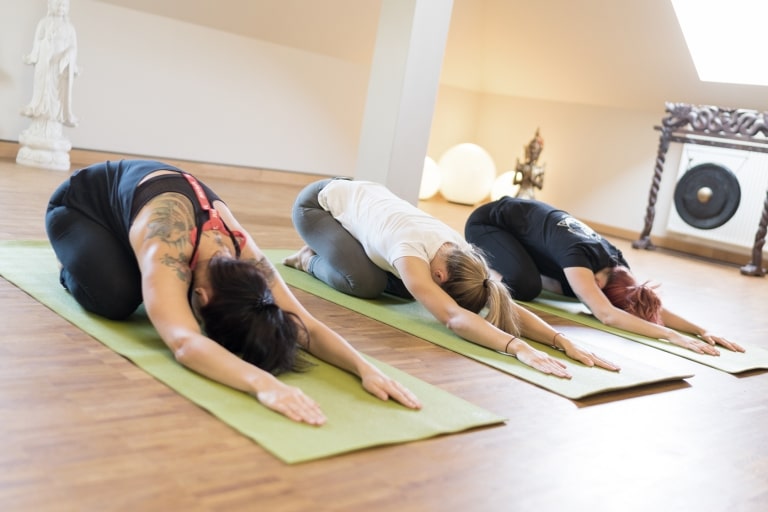 Yoga Übungen in deinem TAO FIT